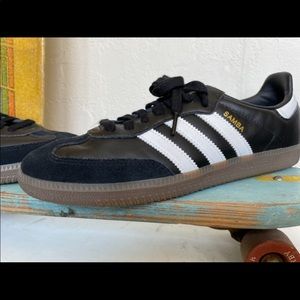 Adidas Samba Mens size 8 1/2, UK 8, FR 42 black